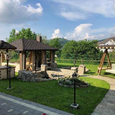 Апартаменти Олівія Skhidnytsia Exterior photo